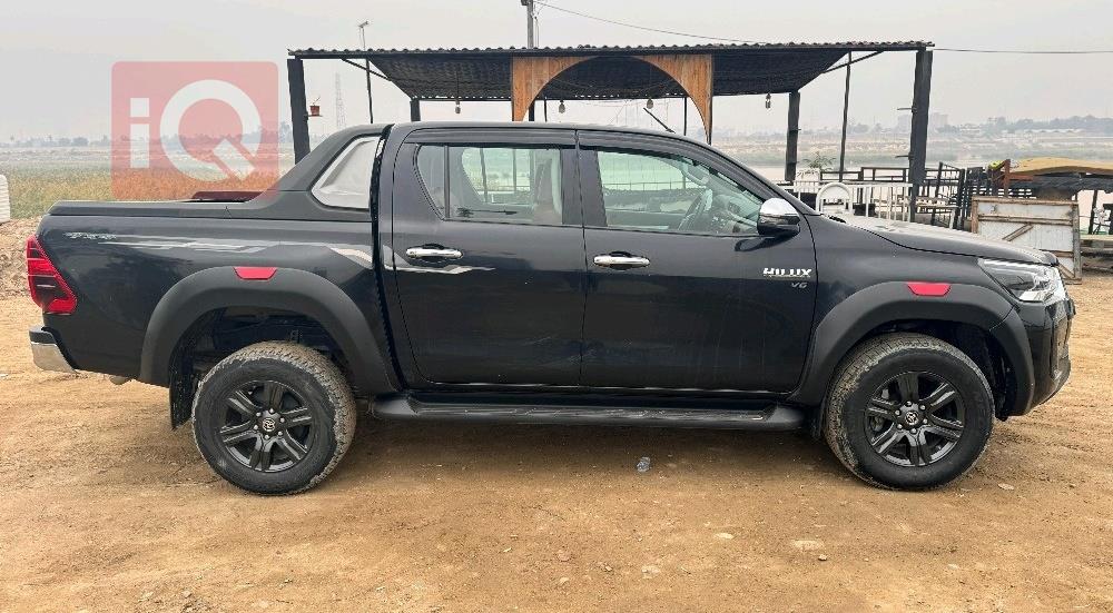 تويوتا هايلوكس